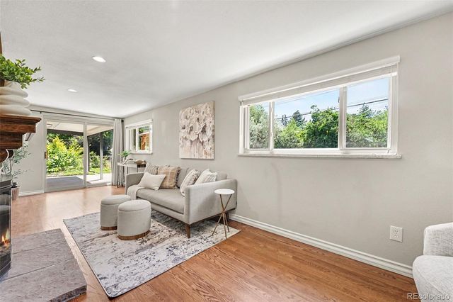 715 S Glencoe Street, Denver, CO 80246