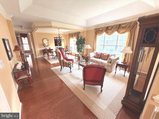 136 HAWTHORNE GREENE CIR, La Plata, MD 20646