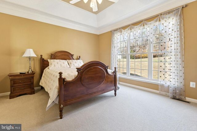 136 HAWTHORNE GREENE CIR, La Plata, MD 20646