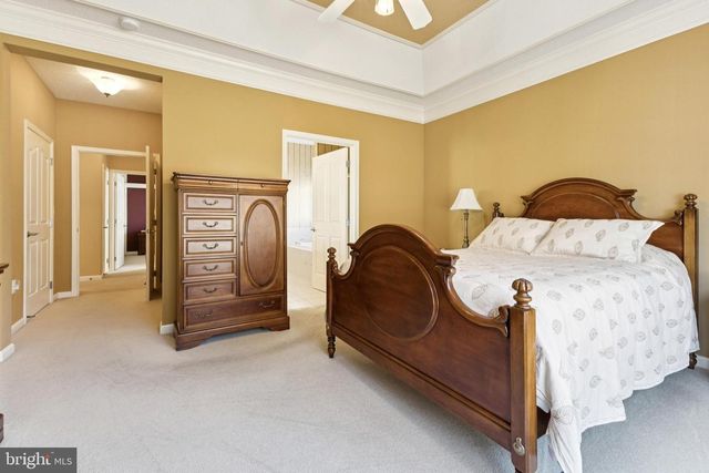 136 HAWTHORNE GREENE CIR, La Plata, MD 20646