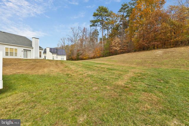 136 HAWTHORNE GREENE CIR, La Plata, MD 20646