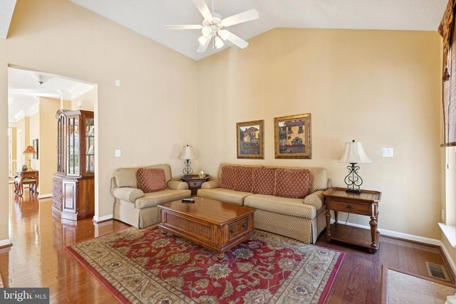 136 HAWTHORNE GREENE CIR, La Plata, MD 20646