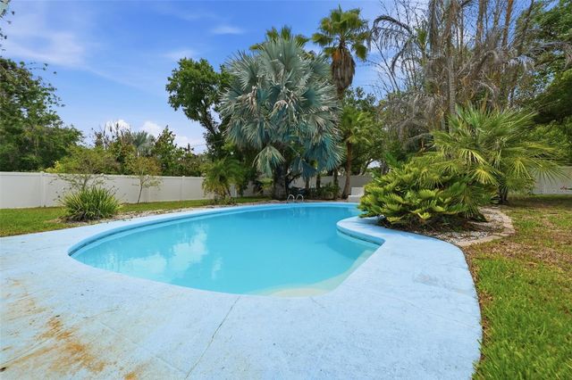 1303 WALLWOOD DRIVE, Brandon, FL 33510