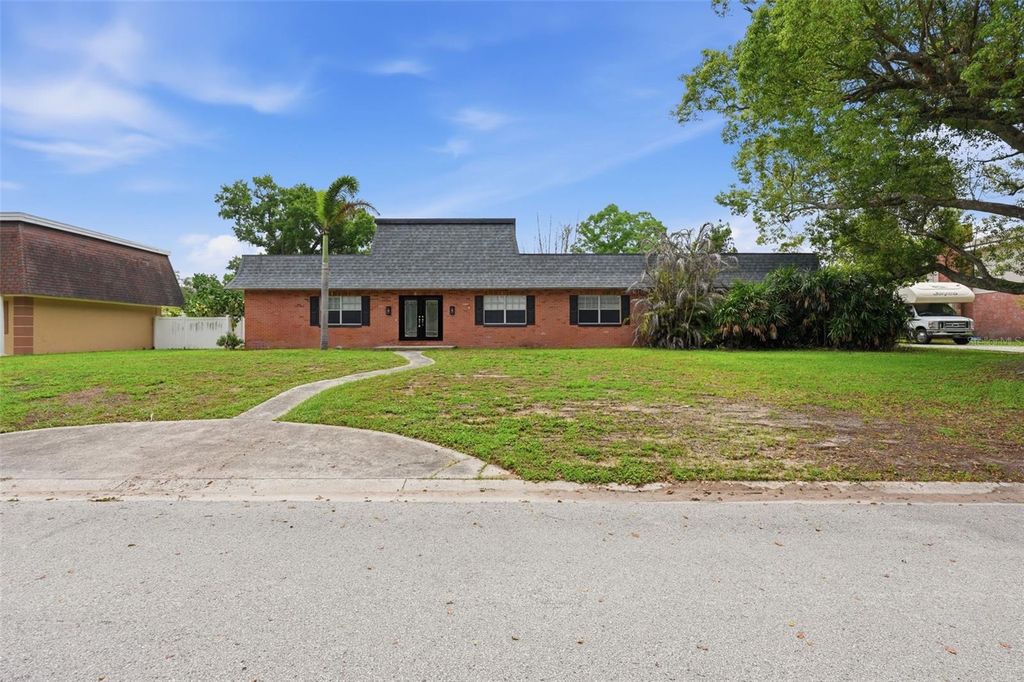 1303 WALLWOOD DRIVE, Brandon, FL 33510