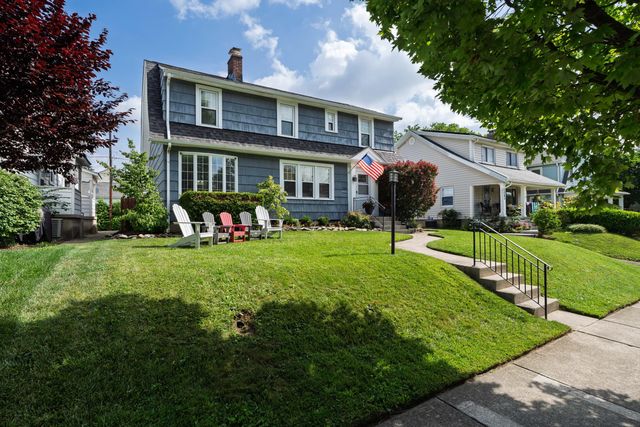 1068 W 2nd Avenue, Columbus, OH 43212