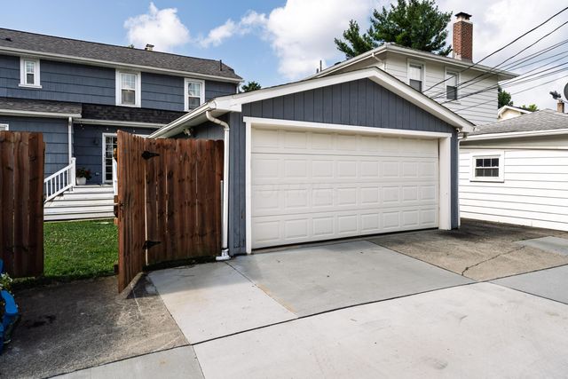 1068 W 2nd Avenue, Columbus, OH 43212