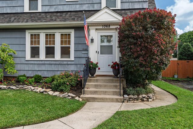 1068 W 2nd Avenue, Columbus, OH 43212