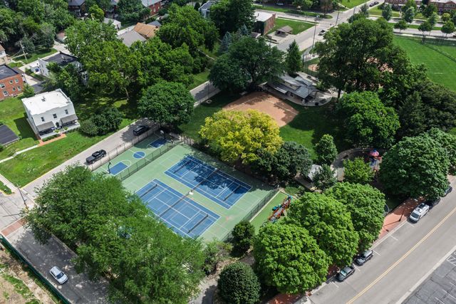 1068 W 2nd Avenue, Columbus, OH 43212