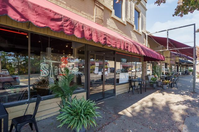 1068 W 2nd Avenue, Columbus, OH 43212