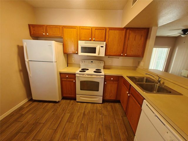 6022 PORTSDALE PLACE 102, Riverview, FL 33578