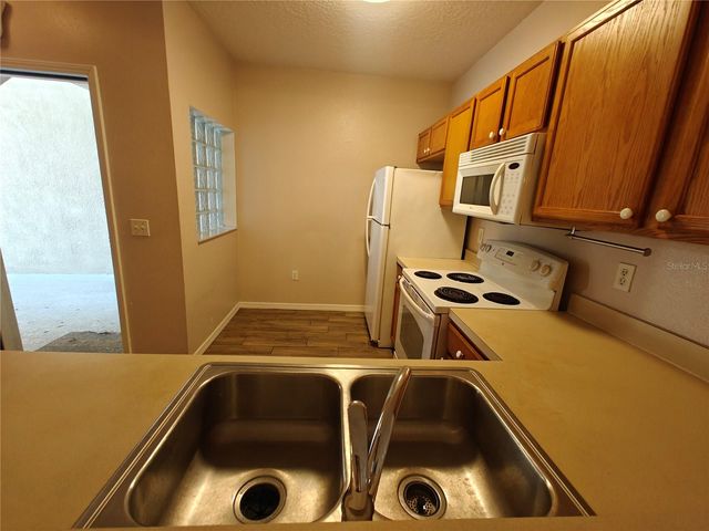 6022 PORTSDALE PLACE 102, Riverview, FL 33578