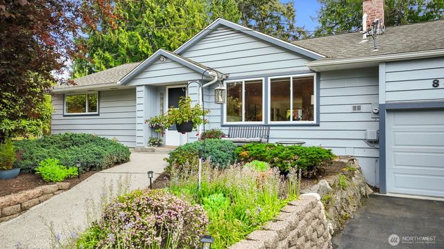 8408 191st Street SW, Edmonds, WA 98026