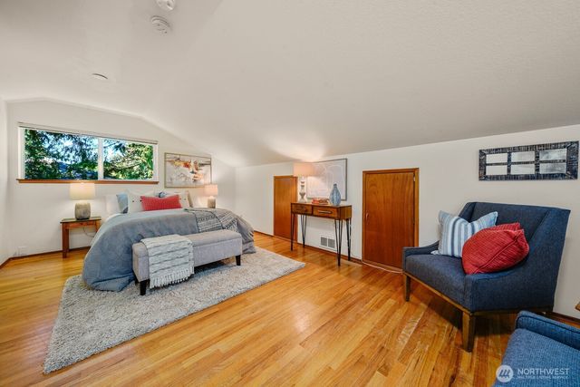 8408 191st Street SW, Edmonds, WA 98026