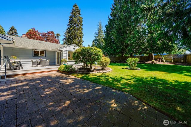 8408 191st Street SW, Edmonds, WA 98026