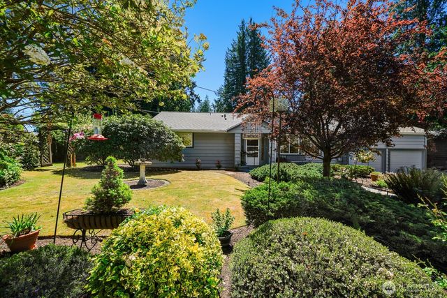 8408 191st Street SW, Edmonds, WA 98026