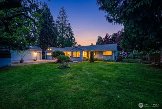 8408 191st Street SW, Edmonds, WA 98026