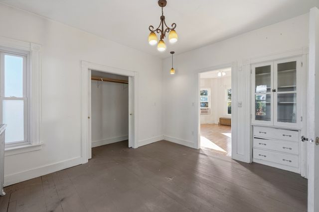 23 Montague St, Worcester, MA 01603