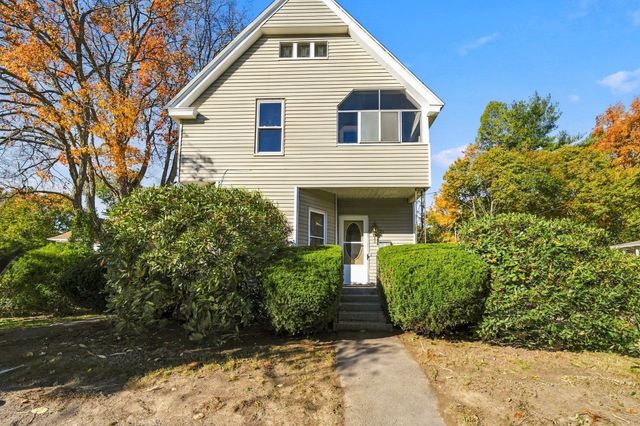 23 Montague St, Worcester, MA 01603