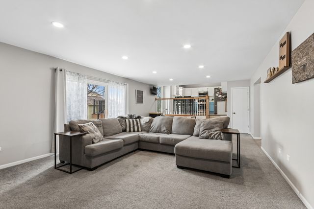 19731 Edgebrook Lane, Tinley Park, IL 60487