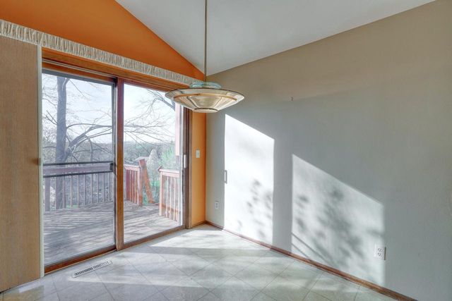 1545 Constitution DRIVE, Brookfield, WI 53045