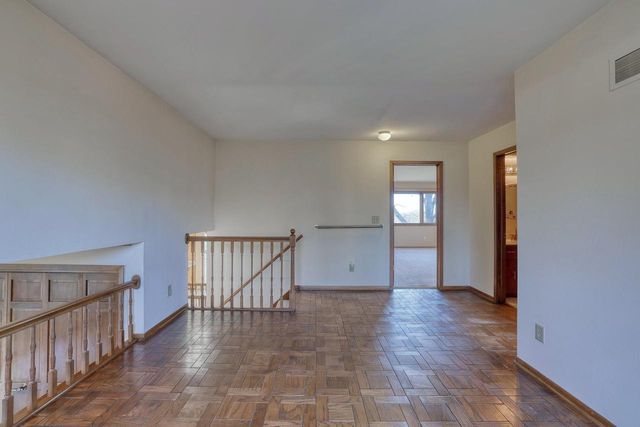 1545 Constitution DRIVE, Brookfield, WI 53045