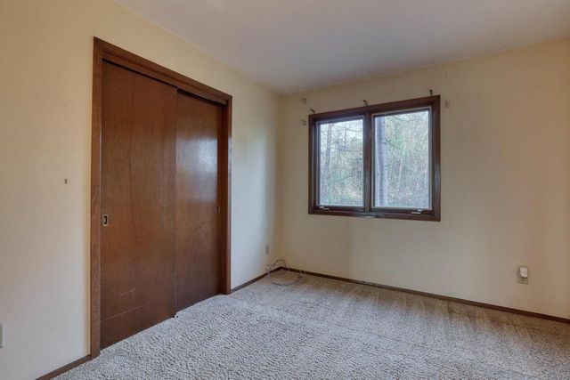 1545 Constitution DRIVE, Brookfield, WI 53045