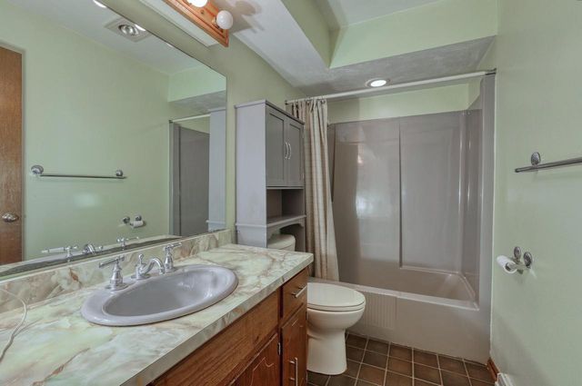 1545 Constitution DRIVE, Brookfield, WI 53045