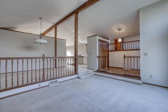 1545 Constitution DRIVE, Brookfield, WI 53045
