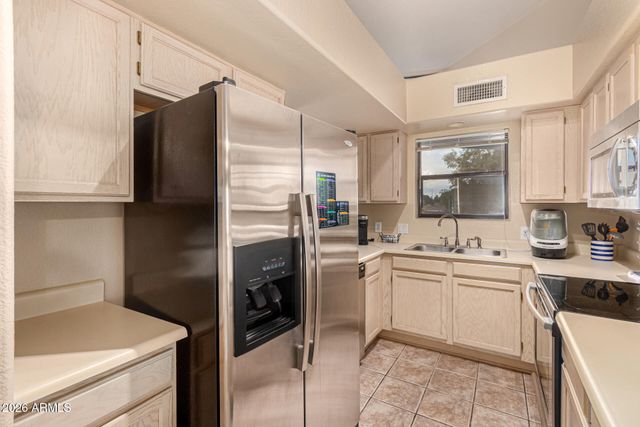 1800 W ELLIOT Road 227, Chandler, AZ 85224