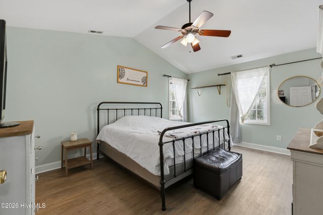 504 Compass Court, Sneads Ferry, NC 28460