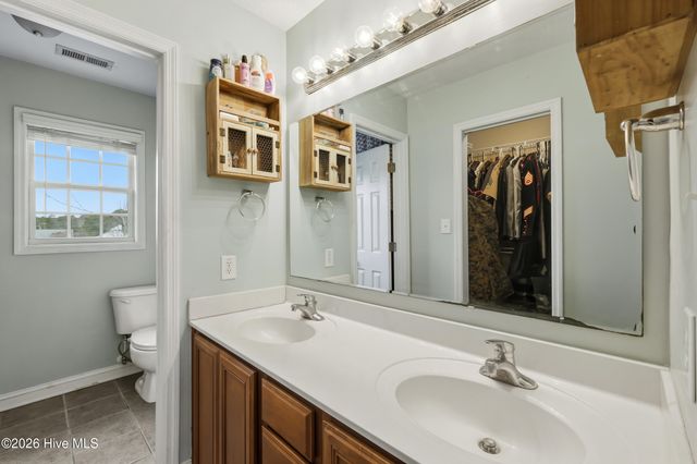 504 Compass Court, Sneads Ferry, NC 28460