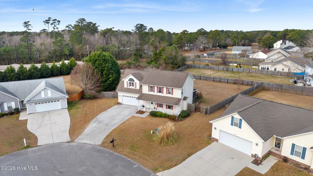 504 Compass Court, Sneads Ferry, NC 28460