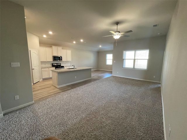 2100 Yarbrough Drive, Anna, TX 75409