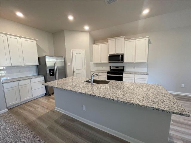 2100 Yarbrough Drive, Anna, TX 75409