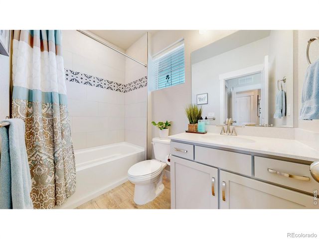 4132 Trapper Lake Drive, Loveland, CO 80538