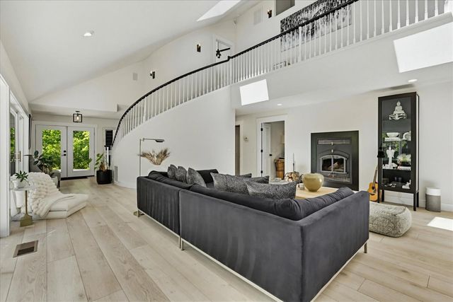 14381 Sunrock Rd, Nevada City, CA 95959