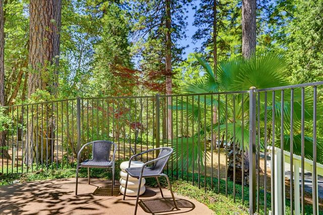 14381 Sunrock Rd, Nevada City, CA 95959