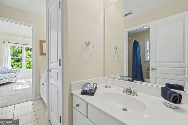 589 Vinings Springs Drive SE, Mableton, GA 30126