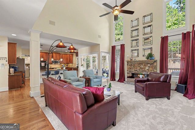 589 Vinings Springs Drive SE, Mableton, GA 30126
