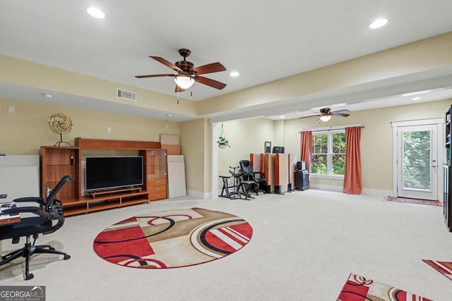 589 Vinings Springs Drive SE, Mableton, GA 30126