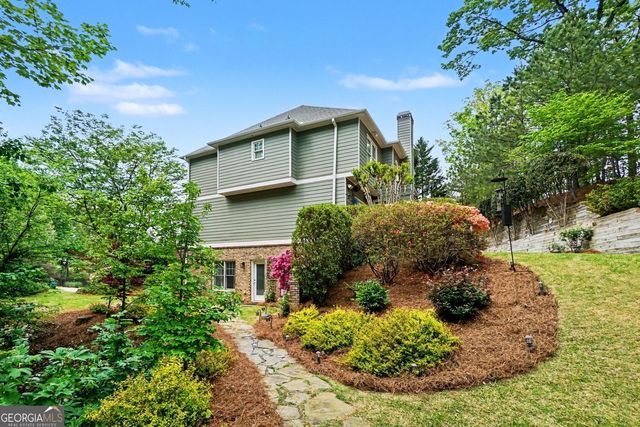 589 Vinings Springs Drive SE, Mableton, GA 30126