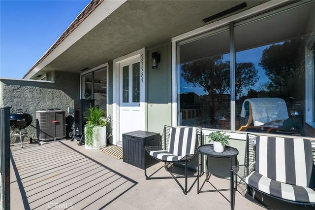 25987 Via Pera, Mission Viejo, CA 92691