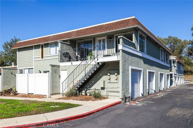 25987 Via Pera, Mission Viejo, CA 92691