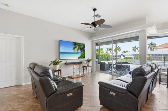 5020 SW 8TH PLACE, Cape Coral, FL 33914