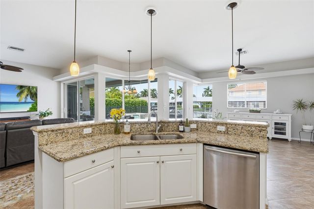 5020 SW 8TH PLACE, Cape Coral, FL 33914