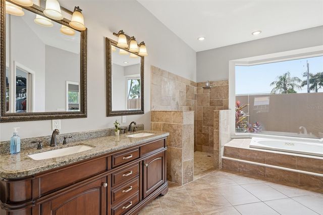 5020 SW 8TH PLACE, Cape Coral, FL 33914