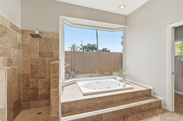 5020 SW 8TH PLACE, Cape Coral, FL 33914