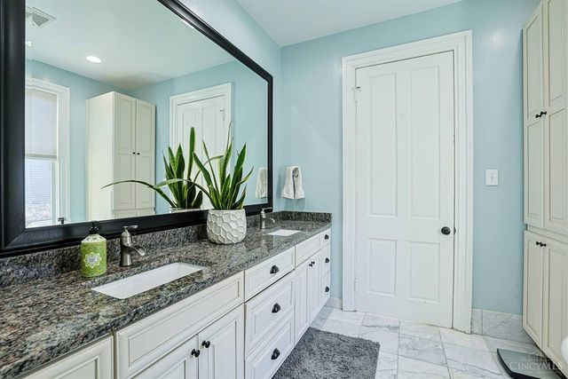 1075 Willow Avenue, Glendale, OH 45246