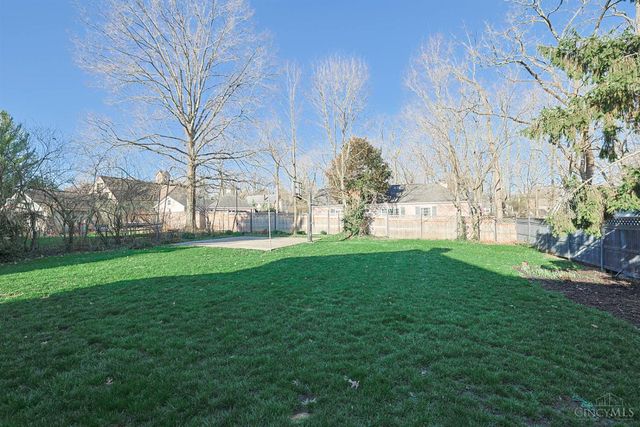 1075 Willow Avenue, Glendale, OH 45246