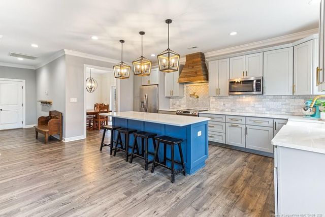 125 Navaho Trail, Sanford, NC 27332